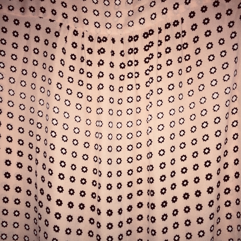LOFT Soft Pink Patterned Blouse size M - Picture 6 of 6